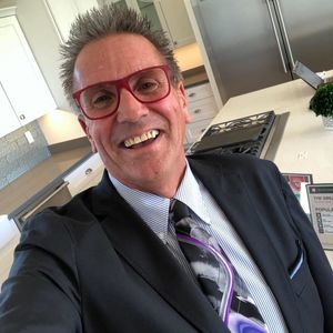 Meet your Posher, Mike